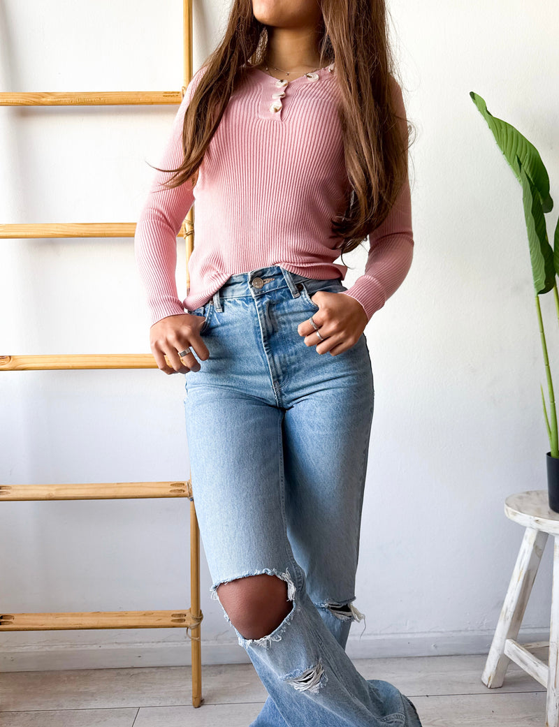 POLERA BASIC BOTONES LISTADA