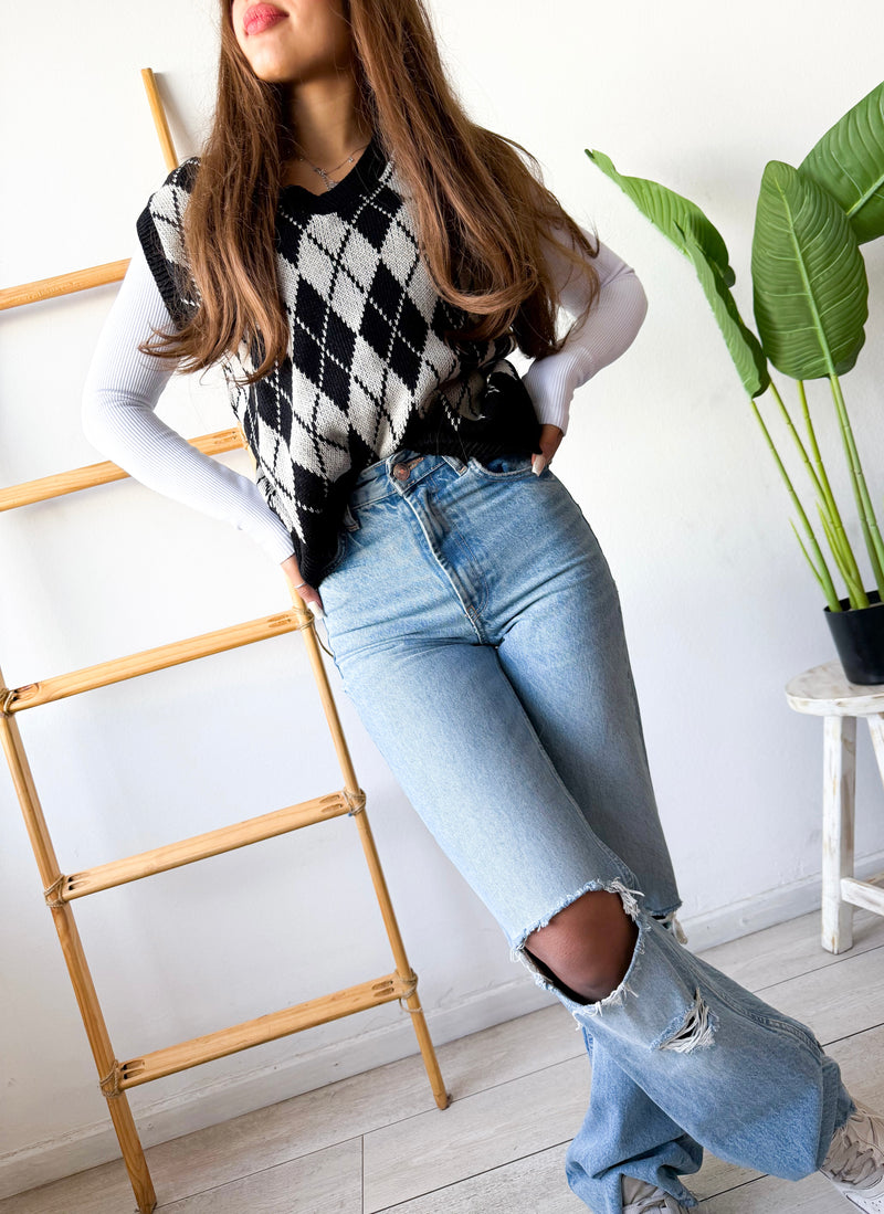 SWEATER ROMBOS SIN MANGAS CAMLU