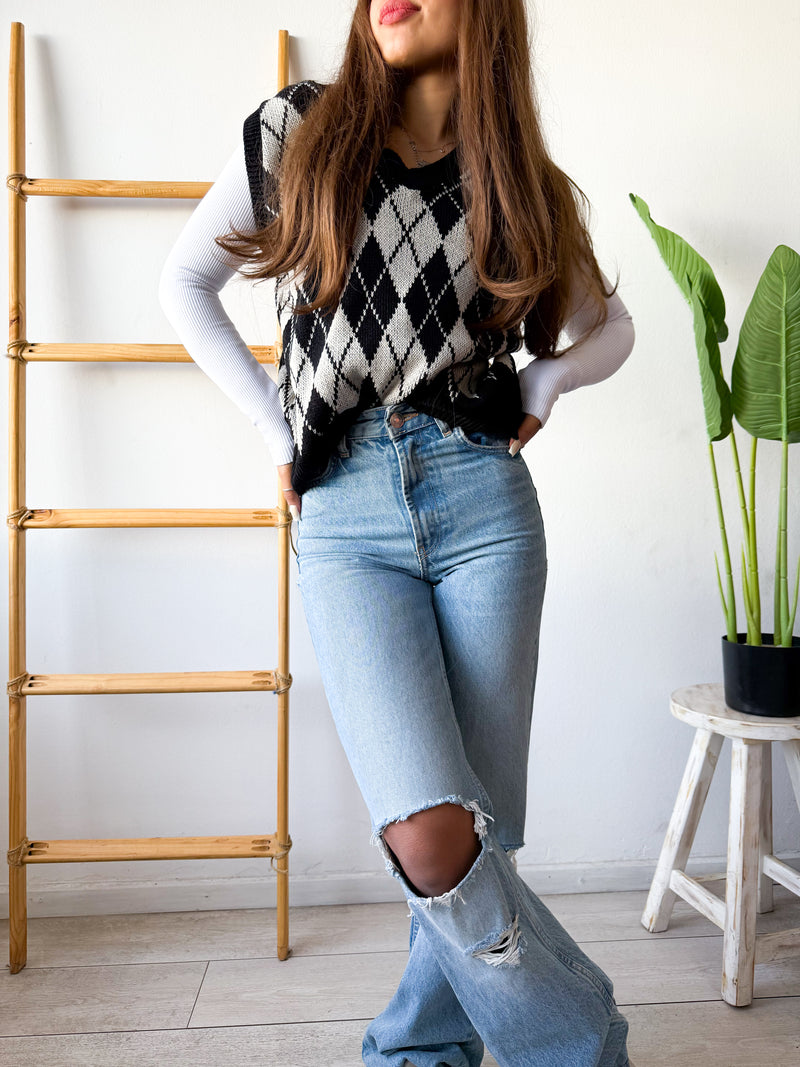 SWEATER ROMBOS SIN MANGAS CAMLU