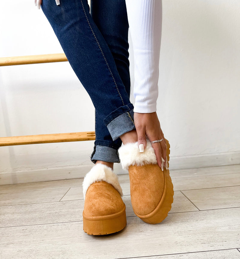 PANTUBOTAS TIPO PANTUFLA