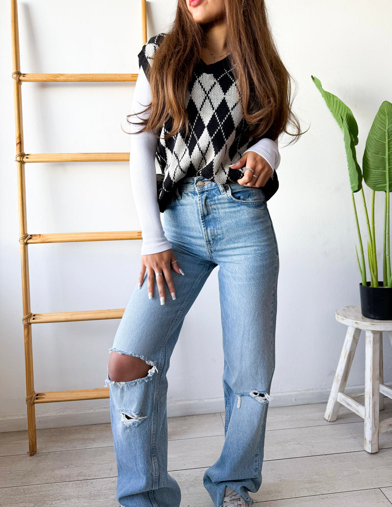 SWEATER ROMBOS SIN MANGAS CAMLU
