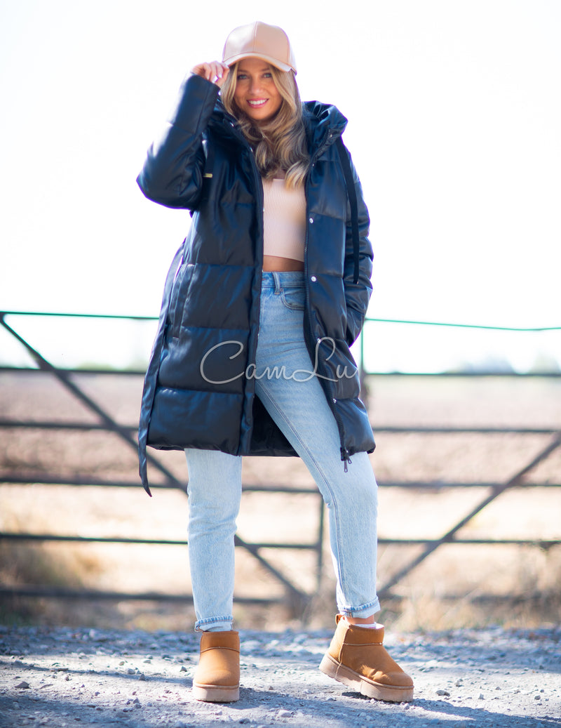 PUFFA ECO CUERO CON LAZO