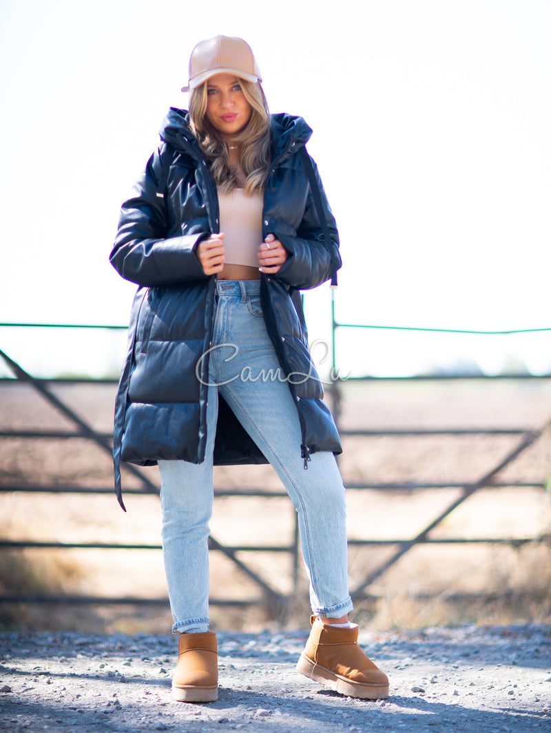 PUFFA ECO CUERO CON LAZO