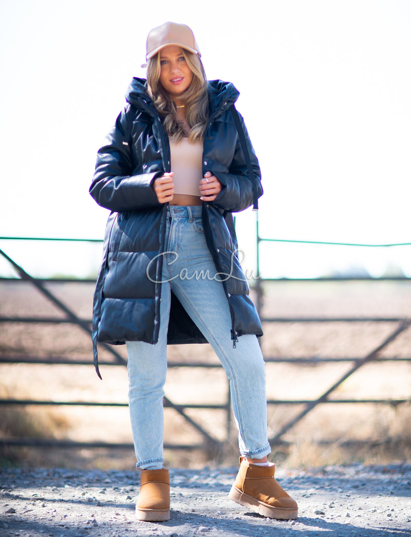 PUFFA ECO CUERO CON LAZO