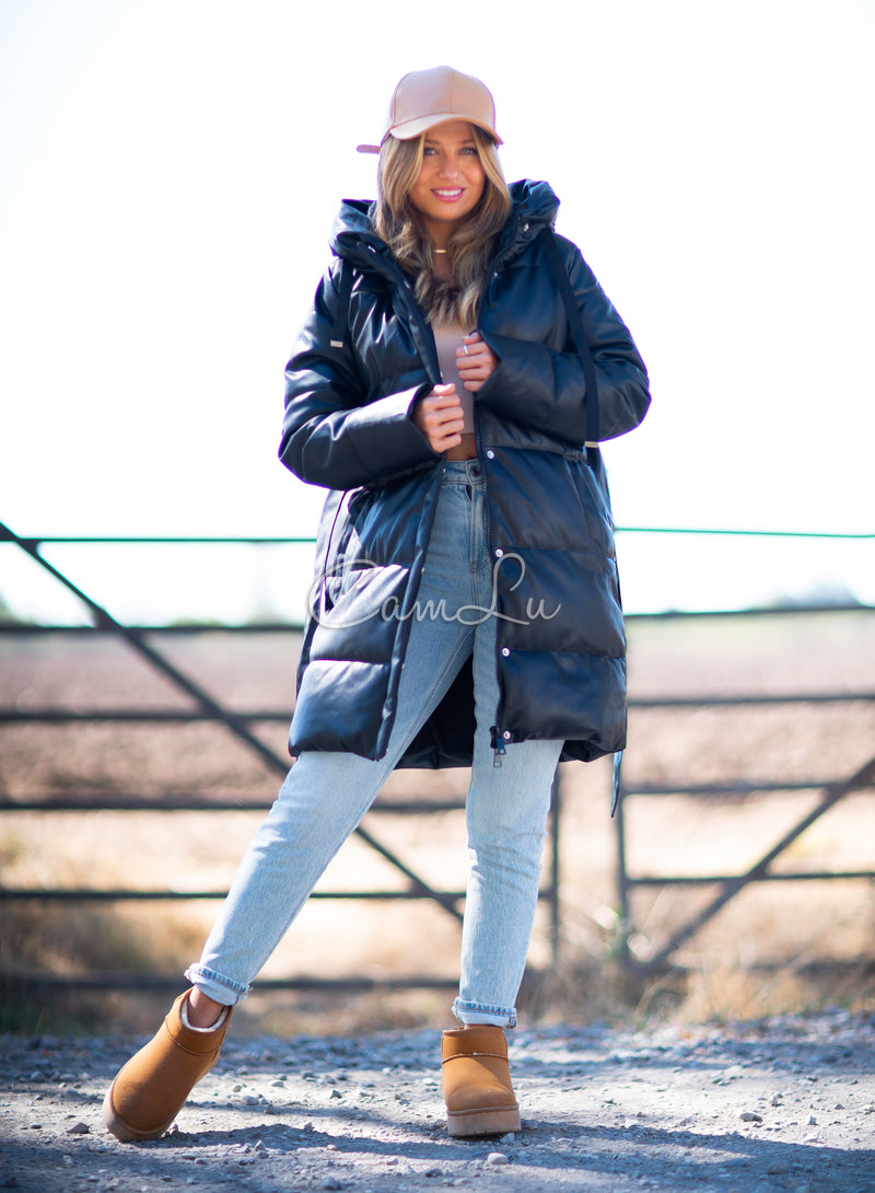 PUFFA ECO CUERO CON LAZO