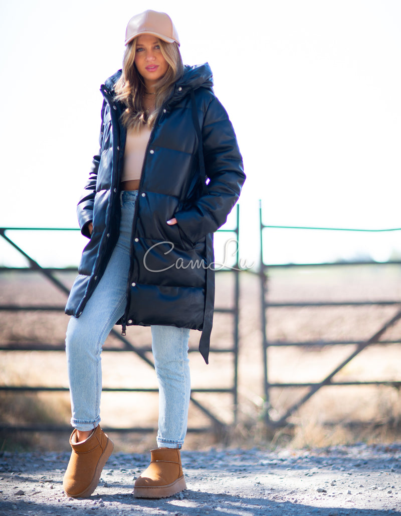 PUFFA ECO CUERO CON LAZO
