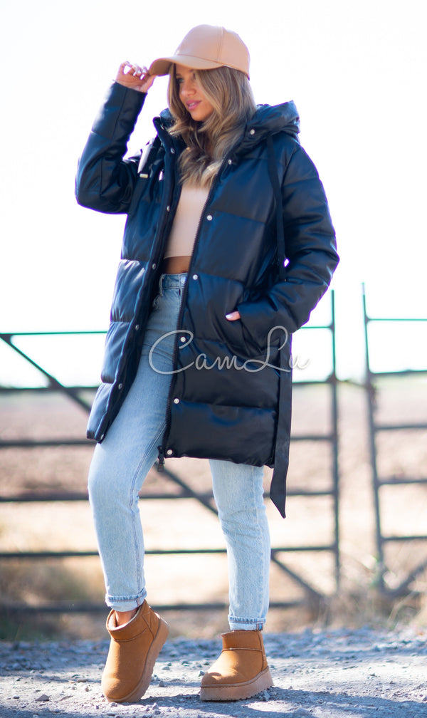 PUFFA ECO CUERO CON LAZO