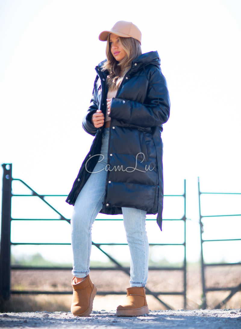 PUFFA ECO CUERO CON LAZO