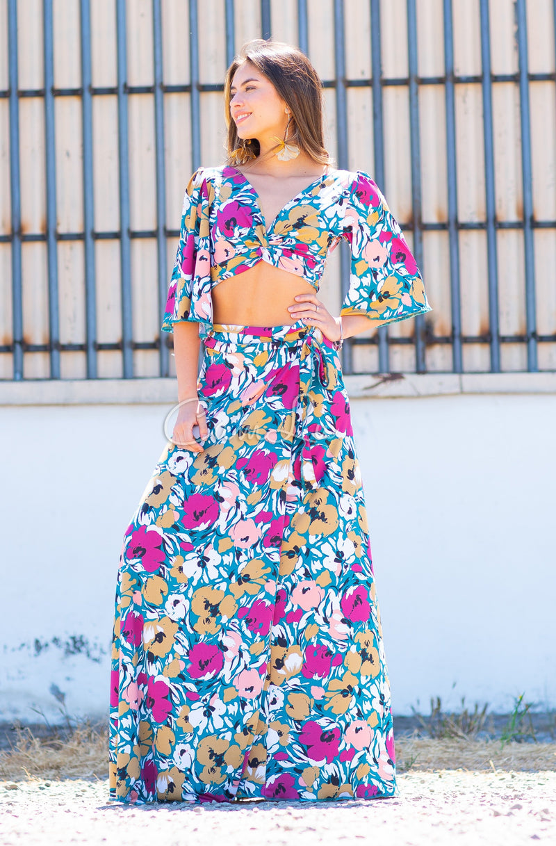 FALDA/FALDON ENVOLVENTE FEST LUCRECIA CONFECCION NACIONAL